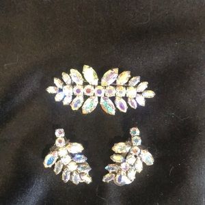 Set of vintage brooch and earrings